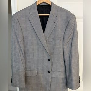 Beautiful barely worn men’s blazer